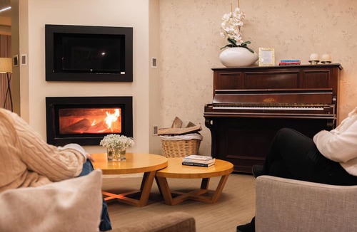 Geres Hotel | Adelaide Hotel