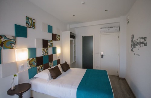 Santa Maria dos Olivais House | Thomar Story