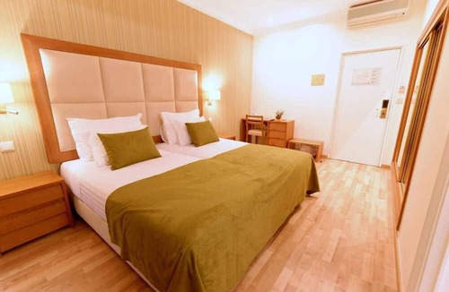 Vila Real Santo Antonio Hotel | Baía Beach Hotel