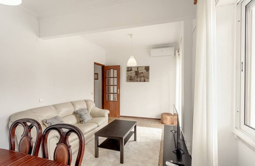 Cova da Piedade Apartment | Almada Central by Homing