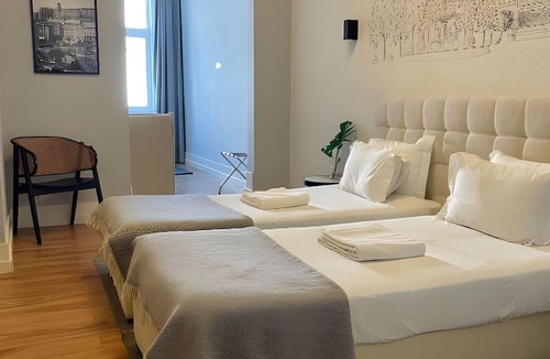Santos House | Lisbon Check-In Guesthouse