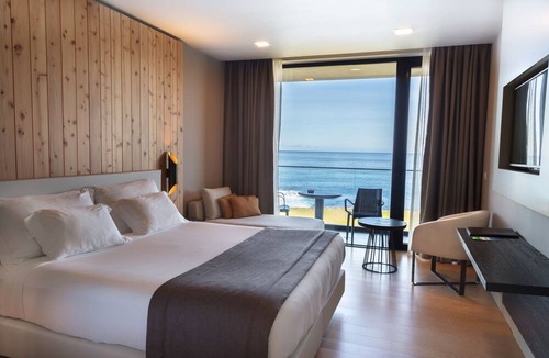 Ponta Delgada Hotel | Pedras do Mar Resort & SPA