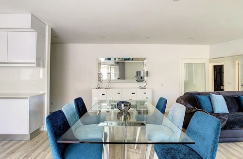 Santo Antonio Apartment | Uptown Apartment - Two Bedroom Apartment, Sleeps 4