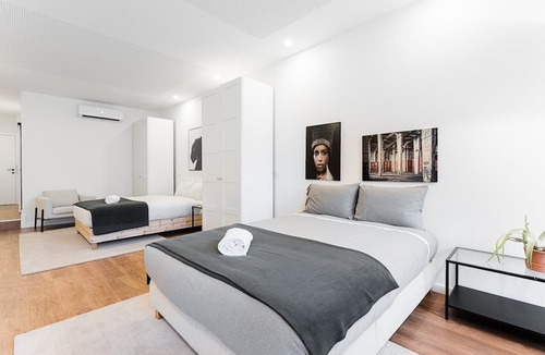 Paranhos Apartment | GuestReady - Uptown suites 5