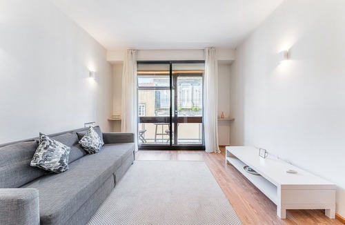 Uniao de Freguesias do Centro Apartment | GuestReady - Cozy Bright apartment with a Balcony