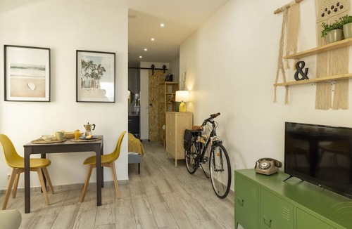 Arrentela Apartment | Apartment by the river in Seixal bay. 3pax. Bicycles are available.