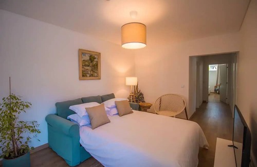 Cascais Apartment | 188 Apartments - Lantana (pool, garden and patio)