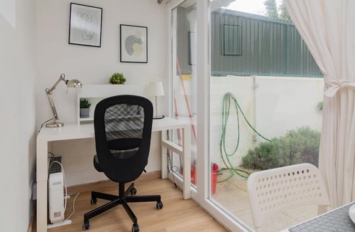 Santa Engracia Apartment | Lovely & Bright Family Flat W/Patio