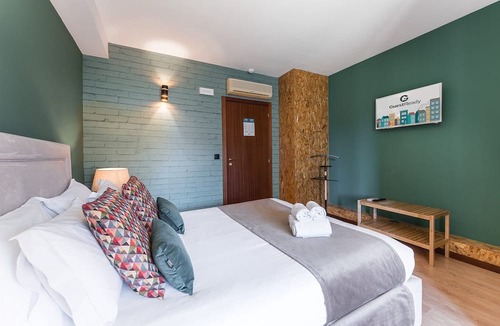 Lordelo do Ouro e Massarelos Apartment | GuestReady Economy - Portfolio Guesthouse Room 405