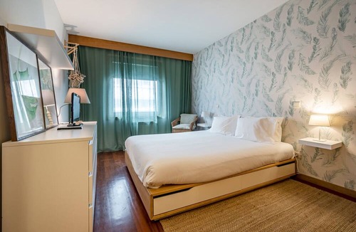 Leixões Apartment | Nomad's Family - 2BDR Beach Vibe Matosinhos