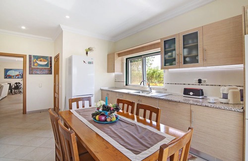 Figueiral Villa | Villa 'Luna' with Private Pool, Wi-Fi and Air Conditioning
