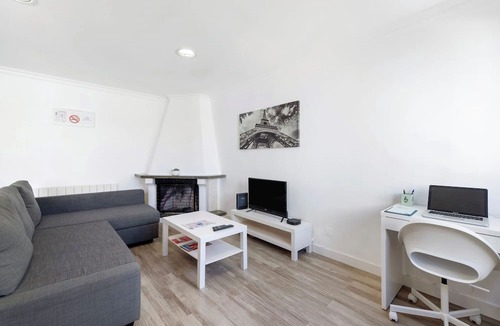 Cacem Apartment | Apartment 'Agualva Happy' with Wi-Fi