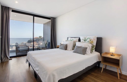 Camara de Lobos Apartment | Apartment 'Casa Castanheta' with Sea View, Wi-Fi and Air Conditioning