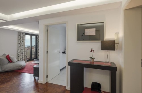 Sao Pedro Apartment | In the city centre, sea view - Casa Santa Clara