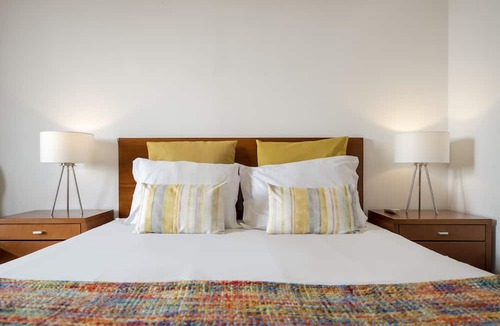 Sao Pedro Apartment | In the city centre, sea view - Casa Santa Clara