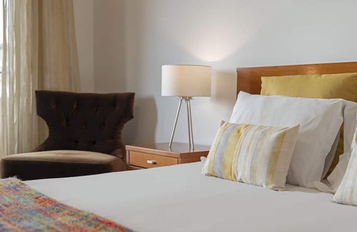 Sao Pedro Apartment | In the city centre, sea view - Casa Santa Clara