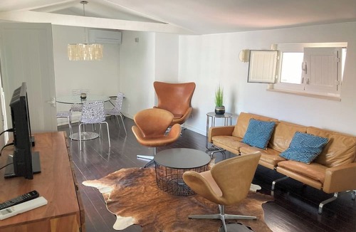 Mouraria Apartment | Lisbon, Fabulous T2 apartment w/balcony in Rossio