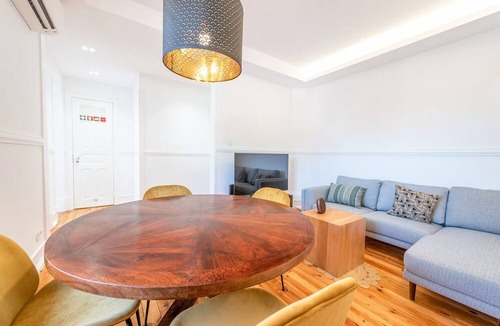 Linda-a-Velha Apartment | GuestReady - Vibrant Soul in the Heart of Belem