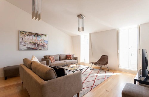 Alfama Apartment | FLH Mouraria Art Apartment with Pool