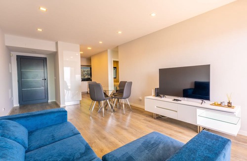 Gaula Apartment | FLH Amazing Ocean View with Balcony