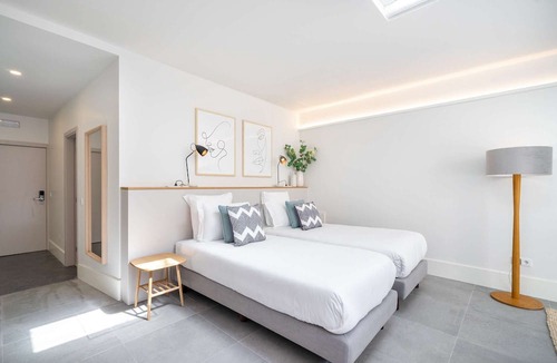 Centro / Baixa Apartment | NEW Urban Retreat - ApartHotel Luxury incl Breakfast & Housekeeping