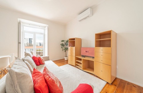 Sao Jorge de Arroios Apartment | GuestReady - Tower- 3 Bedroom Apt in Saldanha