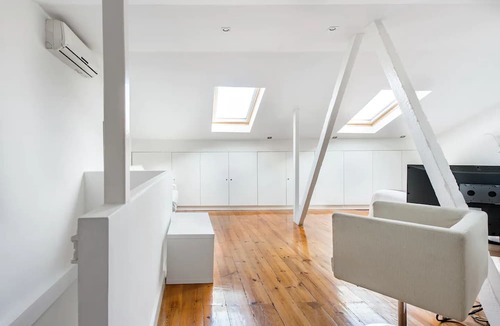 Encarnacao Apartment | Designer Duplex Apartment in BA/Chiado