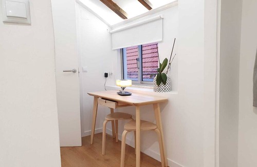 Costa de Caparica Apartment | Vila Maria Green Room by Host-point
