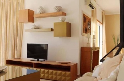 Correeira Villa | Villa Girassol | Privat Pool & Garage & Albufeira