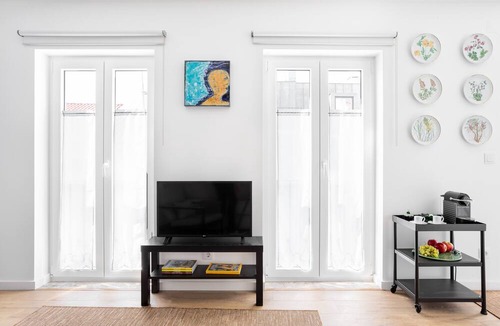 Lisbon Old Town Apartment | Av. Liberdade | COMFY & BRIGHT | Family-Friendly