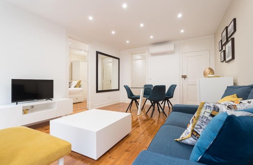 Misericordia Apartment | The Modern 1551 Apartment