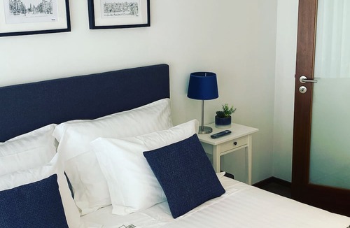 Lapa Apartment | Oporto City Center Apartment with terrace