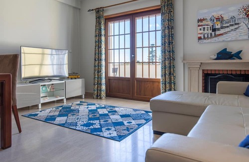 Sintra Apartment | Casa Miha - Two Bedroom Apartment, Sleeps 4