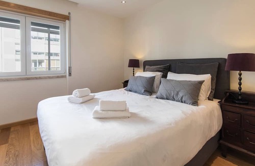 Belem Apartment | 2 Bedroom Belem Wonder by LovelyStay