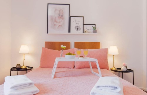 Sacramento Apartment | Charming Chiado 2BDR W/Balcony by LovelyStay
