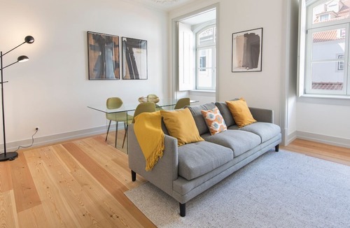Se Apartment | Downtown Lisbon Apartment by LovelyStay