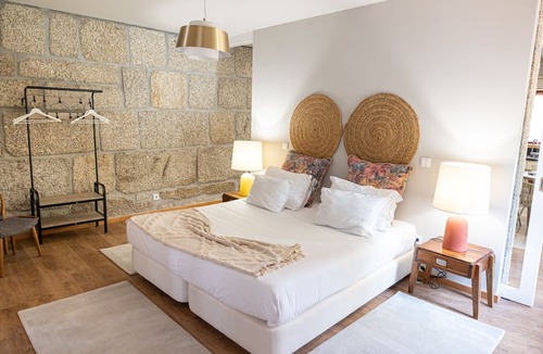 Amarante House | Peso Village