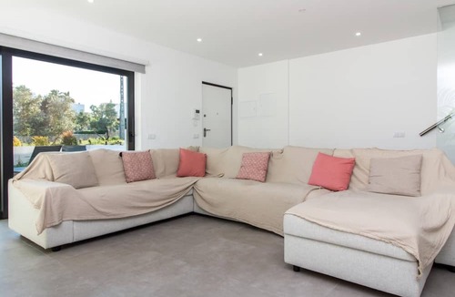 Pera Villa | Bonjour House | Sea View & Pool and Garden & BBQ