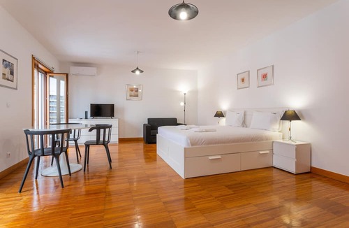 Santa Luzia Apartment | FLH Funchal Studio with Balcony