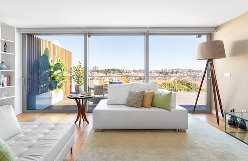 Pena Apartment | LUXURIOUS, BRIGHT & LARGE TERRACE WITH GREAT VIEW | Family-Friendly