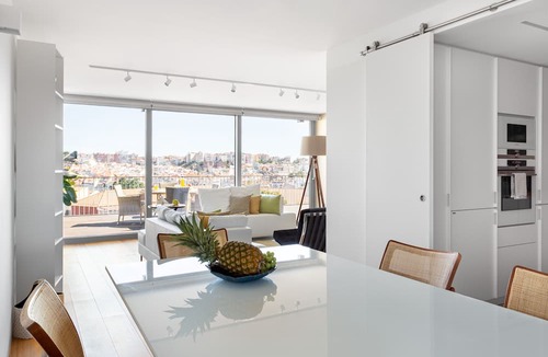 Pena Apartment | LUXURIOUS, BRIGHT & LARGE TERRACE WITH GREAT VIEW | Family-Friendly