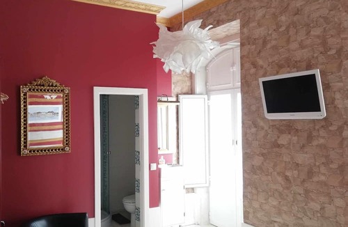 Seixal Apartment | Legendary Bay - Themed Suite
