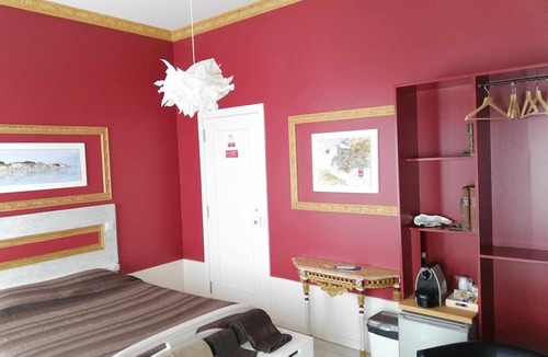 Seixal Apartment | Legendary Bay - Themed Suite