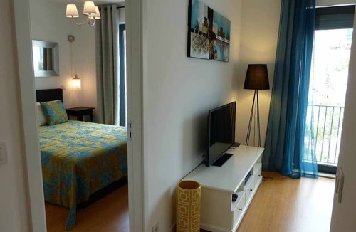 Mouraria Apartment | Central. High speed WIFI & FREE Parking