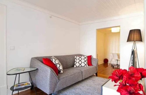 Santo Estevao Apartment | Charming Flat right in the heart of Alfama