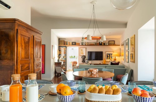 Socorro Apartment | By the Castle | LUXURIOUS, PRIVATE GARDEN & HEATED SWIMMING POOL