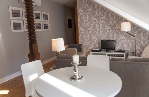Chiado Apartment | FLH Chiado Terrace Flat