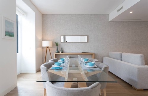 Santo Antonio Apartment | FLH Avenida da Liberdade Amazing Flat
