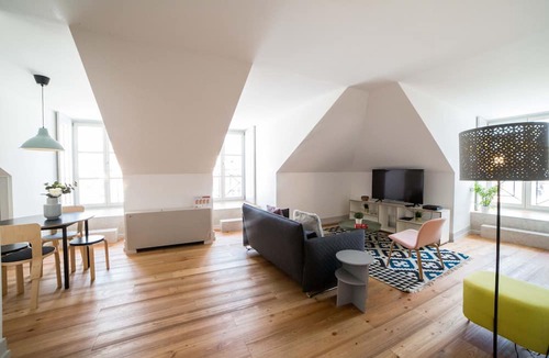 Santa Maria Maior Apartment | FLH Bacalhoeiros River View Flat