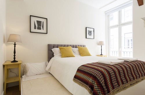 Baixa Apartment | Central Downtown 1D up to 17guests by Central Hill